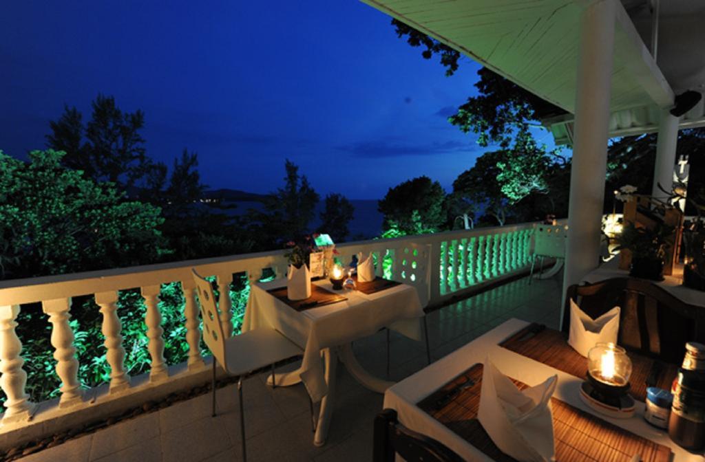 Hotel Karon Cliff Contemporary Boutique Bungalows Restauracja zdjęcie